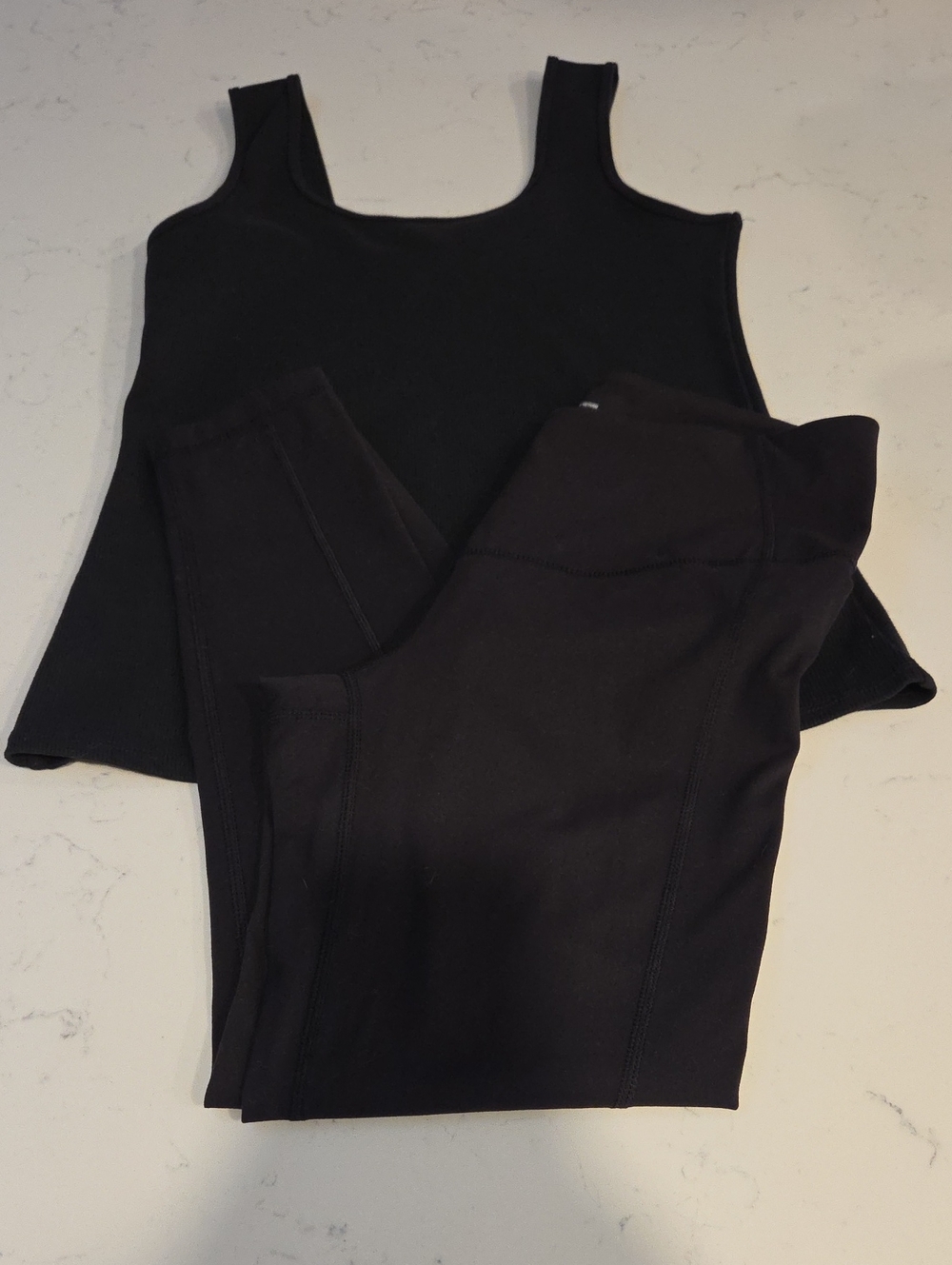 Zella 2 Piece Bundle Tank And Black Leggings Size M